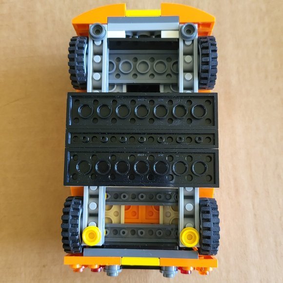 LEGO Creator 3-1 Sunset Speeder 100 Complete with Manual 31017 No Box - Picture 8 of 16